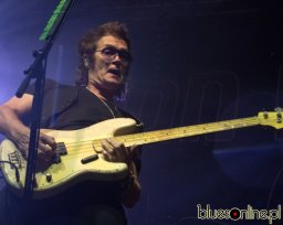 Glenn Hughes (2)